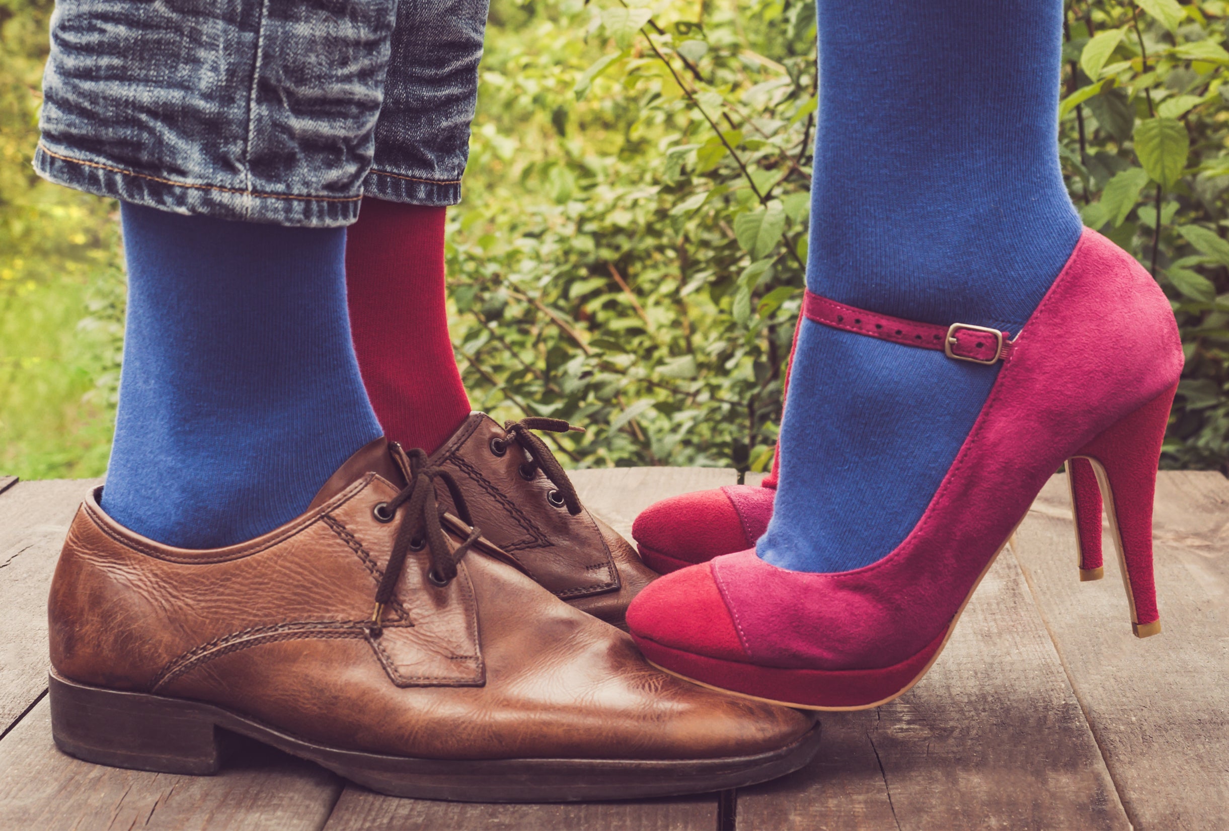 Socks for toeless shoes | Diy fashion hacks, New things to learn, Diy socks
