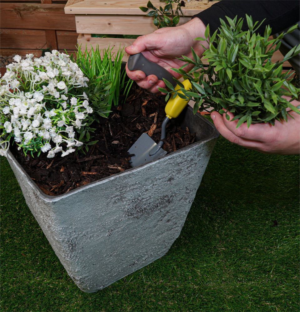 3 Piece Ergonomic Handled Gardening Set - shovel being used